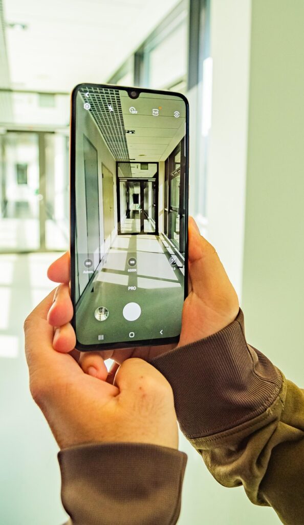 smartphone, cellphone, smartphone photography, hallway